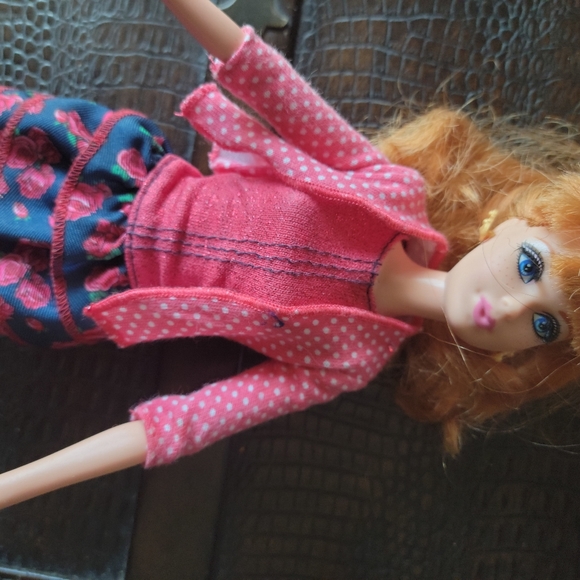 BARBIE PLAY SET - Picture 16 of 17